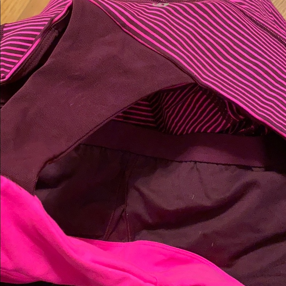 Lululemon Razorback workout top - Picture 3 of 3